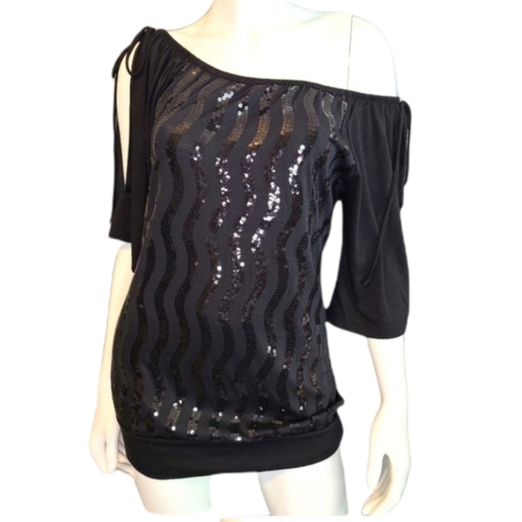 NEW! Maurices Sequined Cold Shoulder Top - Picture 1 of 8
